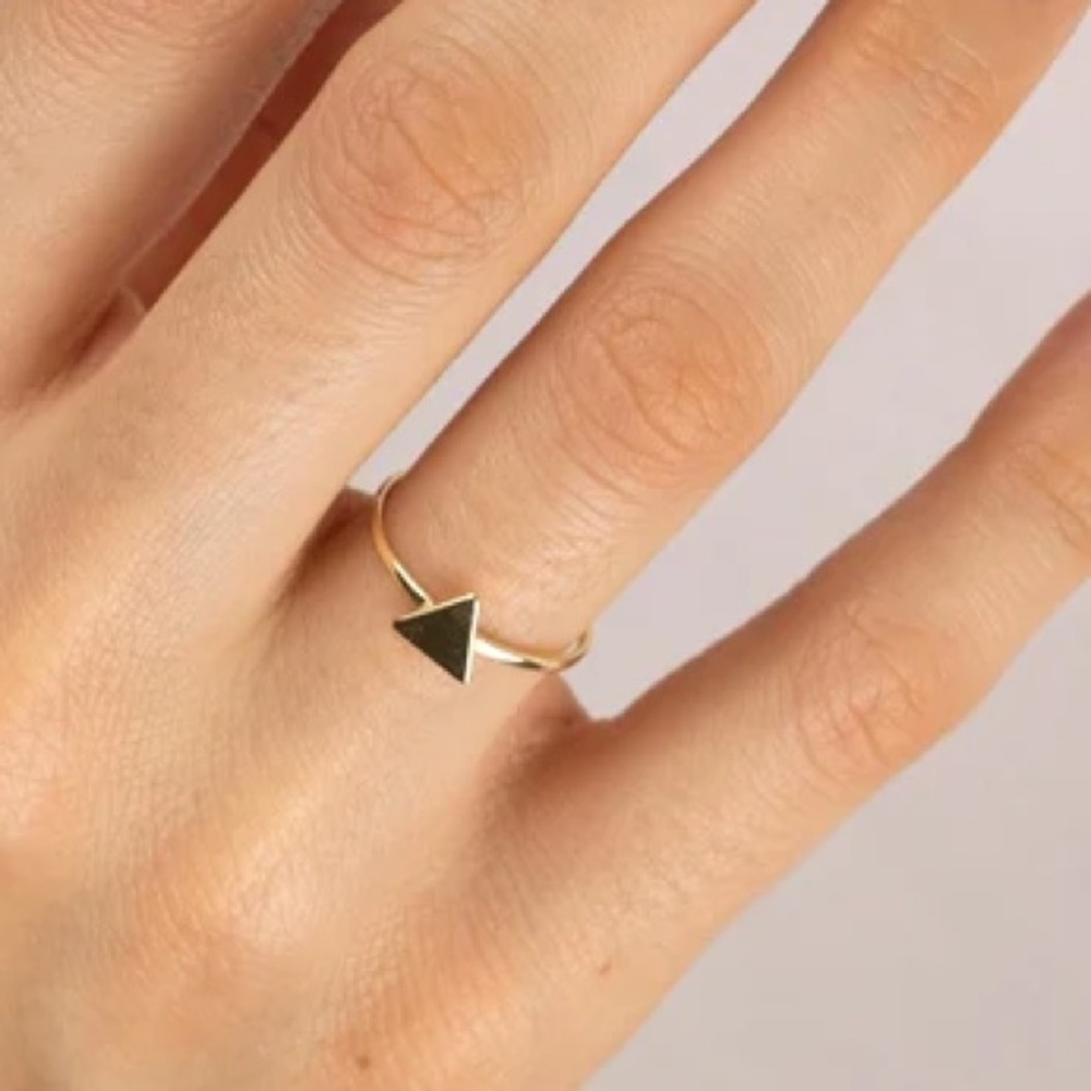 OAK + FORT Gold Triangle Ring